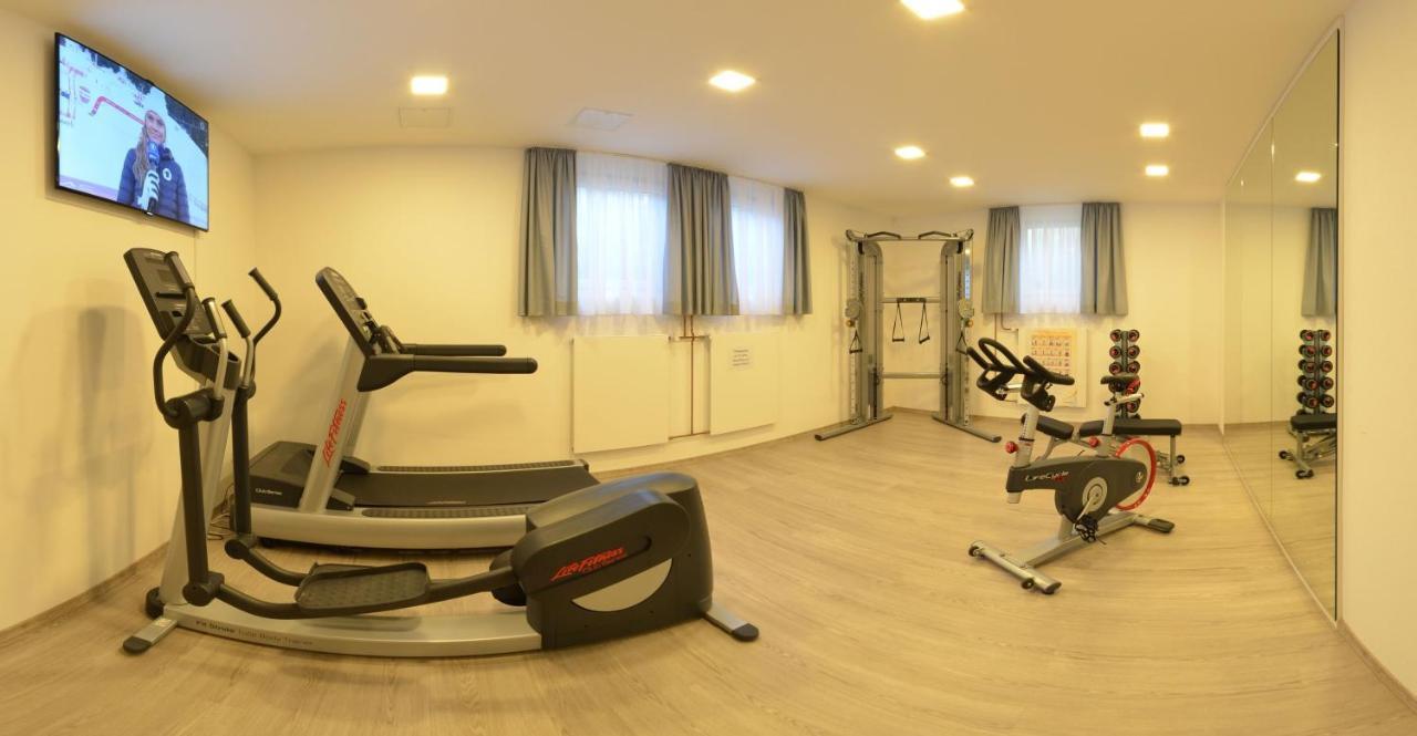 Familienhotel Nahe Der Therme Erding Exteriör bild