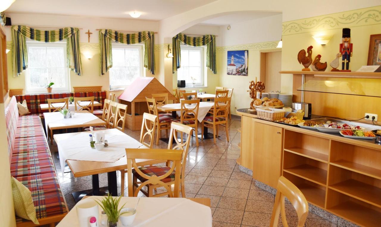 Familienhotel Nahe Der Therme Erding Exteriör bild