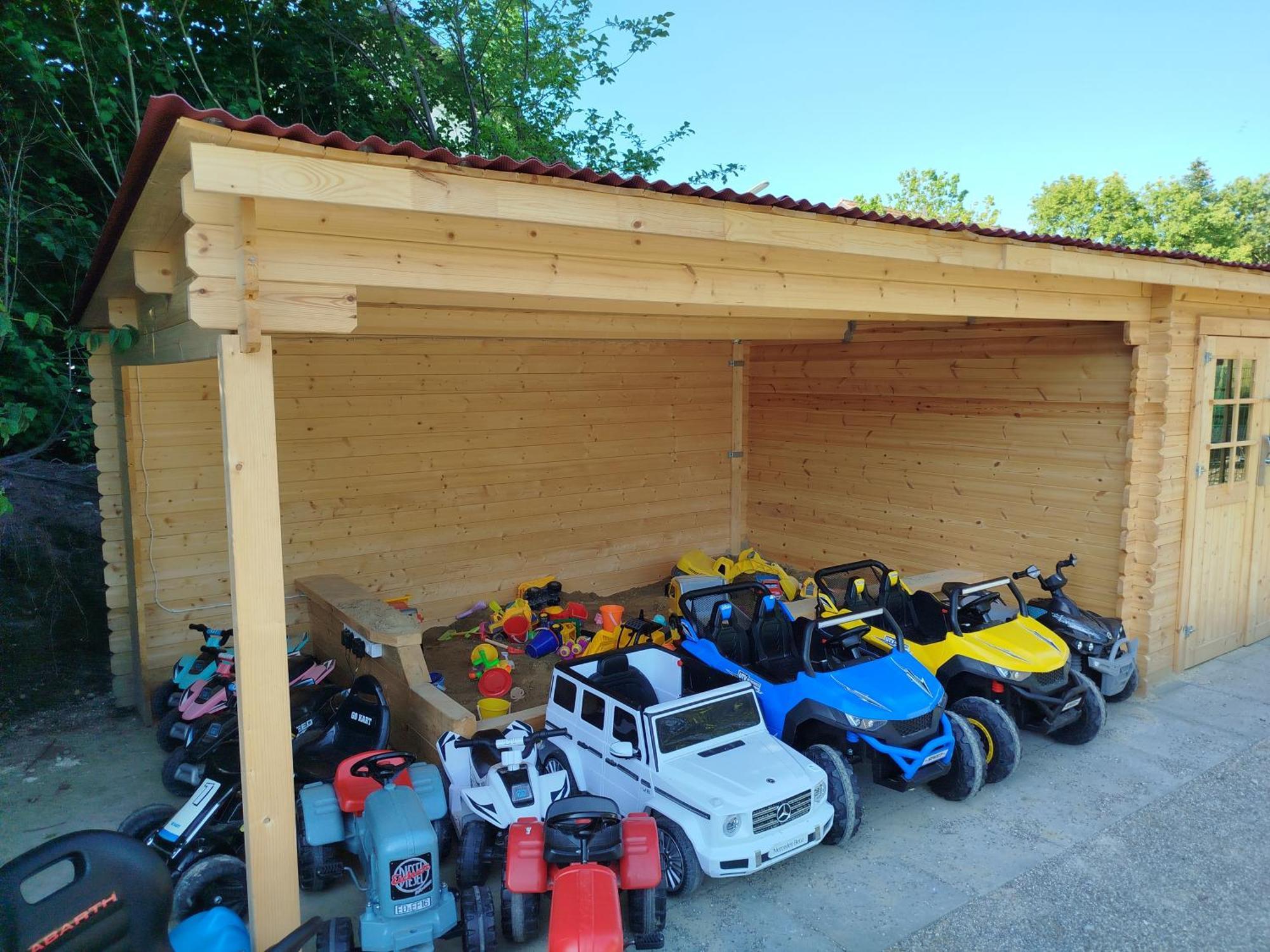 Familienhotel Nahe Der Therme Erding Exteriör bild